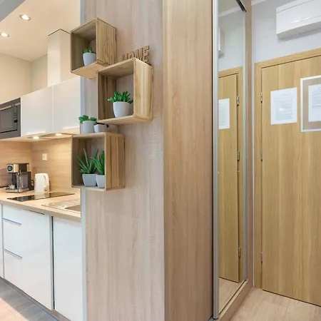 Apartment Comfortable With Mountain View And Outdoor Parking In By Renters Szklarska Poreba