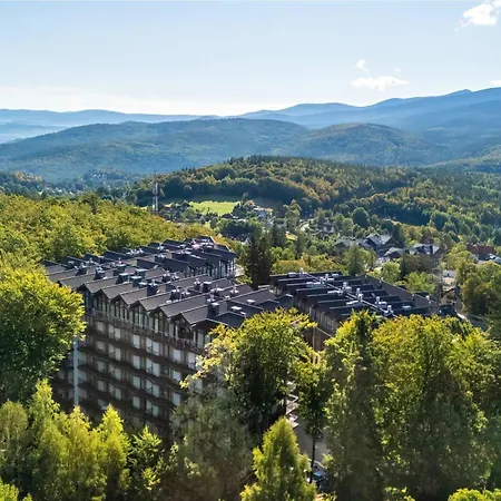 Comfortable With Mountain View And Outdoor Parking In By Renters